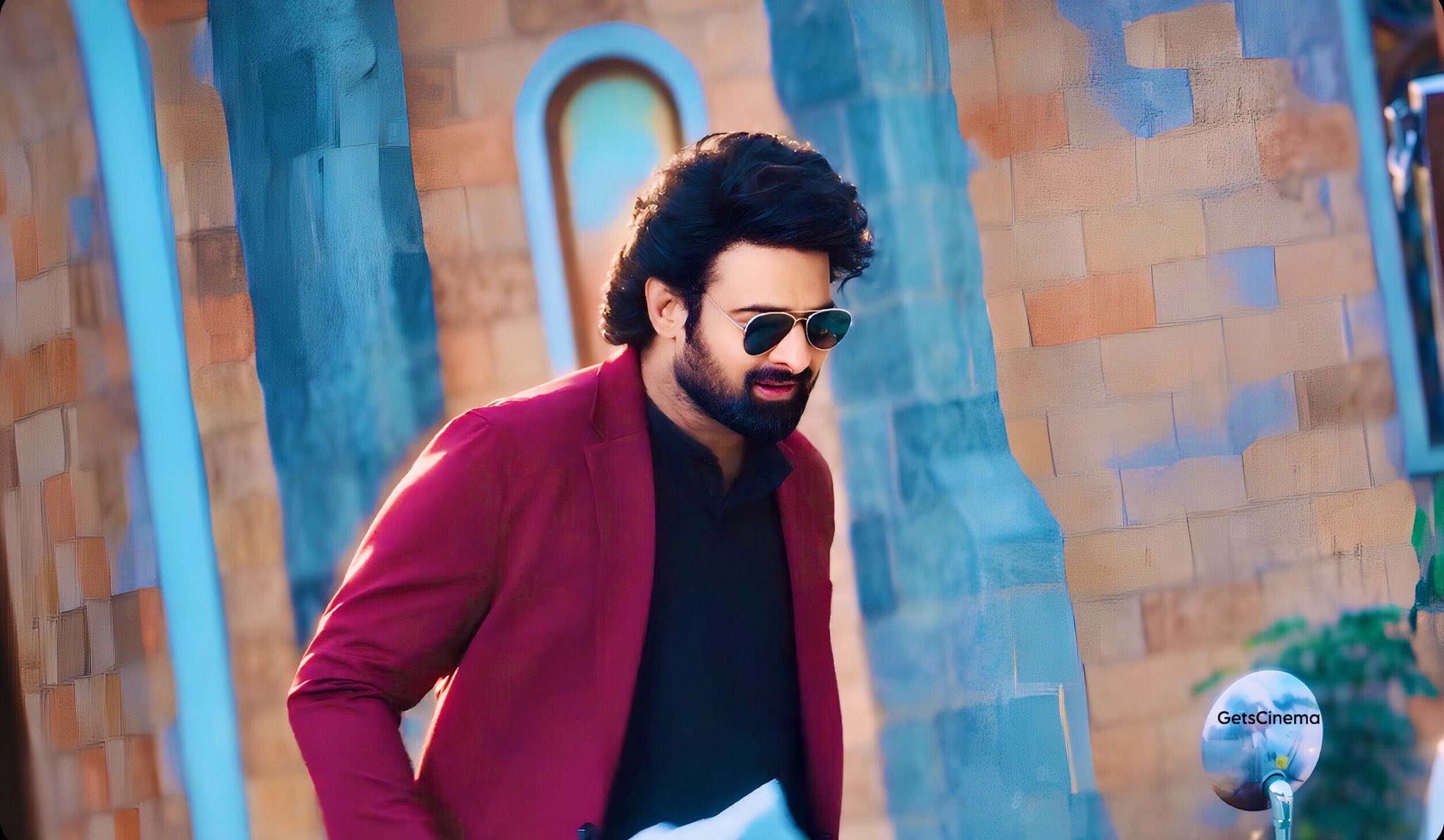 प्रभास: कैसे बने एक साउथ इंडियन सिनेमा के मेगा स्टार | About South Actor Prabhas