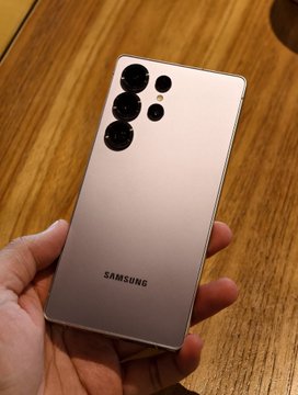 Samsung Galaxy S25 Ultra : 200MP कैमरा ,IP68 रेटिंग के साथ बहुत ही शानदार smartphone जाने इसके कीमत